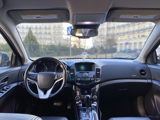 Chevrolet Cruze-8