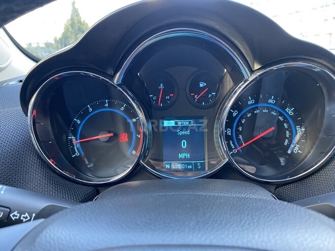 Chevrolet Cruze-5