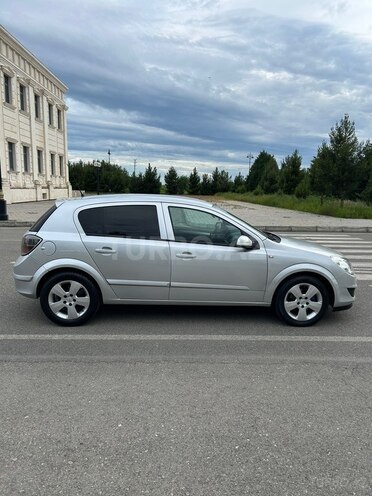 Opel Astra-8