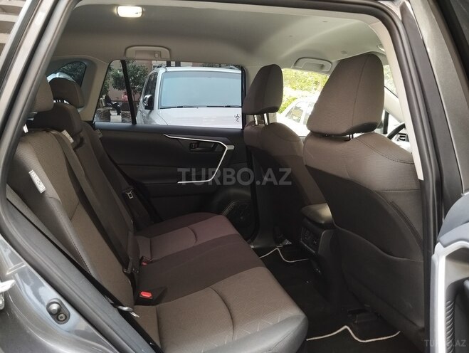 Toyota RAV4 2025, 10,000 km - 2.5 л - Bakı