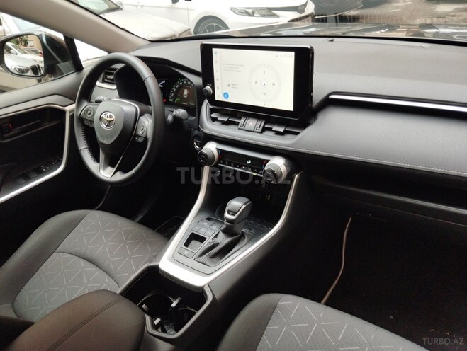 Toyota RAV4 2025, 10,000 km - 2.5 л - Bakı
