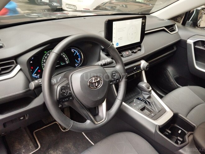 Toyota RAV4 2025, 10,000 km - 2.5 л - Bakı