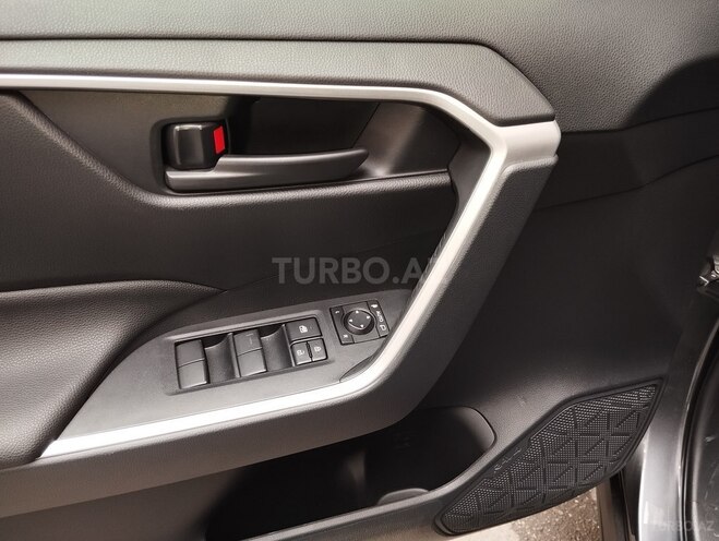 Toyota RAV4 2025, 10,000 km - 2.5 л - Bakı