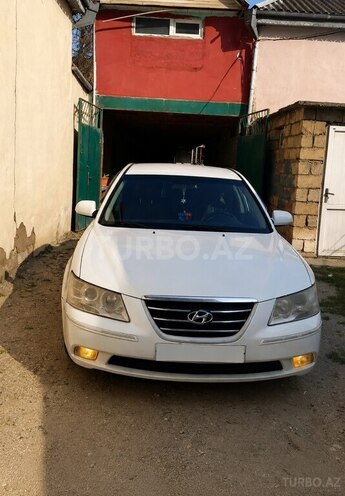 Hyundai Sonata-1
