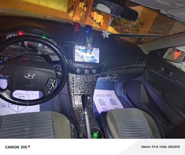 Hyundai Sonata-4