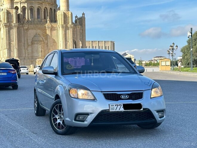 Kia Rio-2