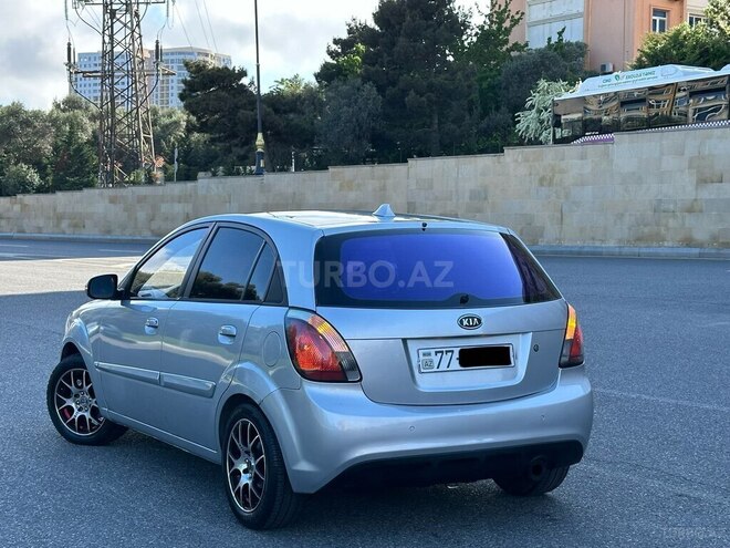 Kia Rio-3