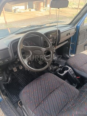 LADA (VAZ) Niva-8