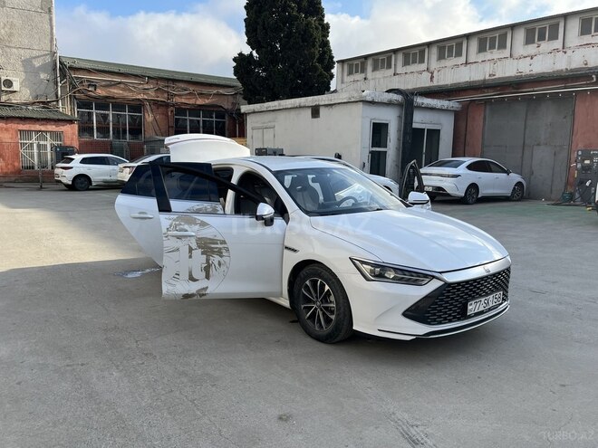 BYD Qin Plus-8