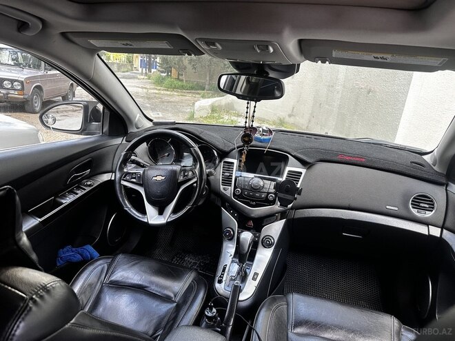 Chevrolet Cruze-6