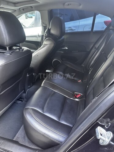 Chevrolet Cruze-8