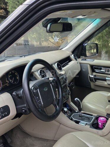 Land Rover Discovery-10