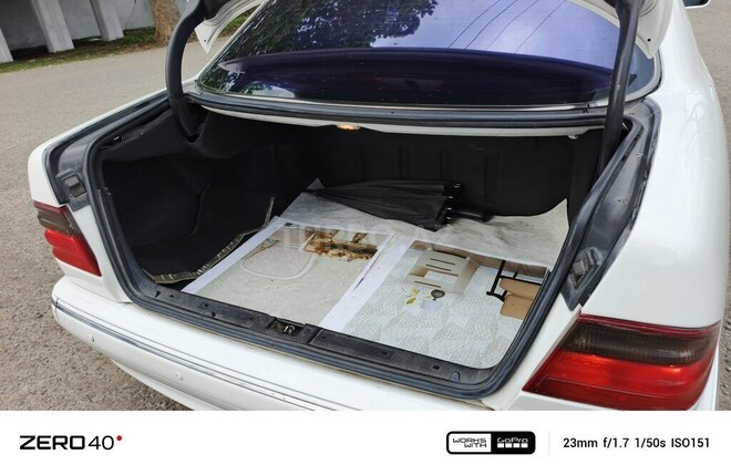 Mercedes E 220-10