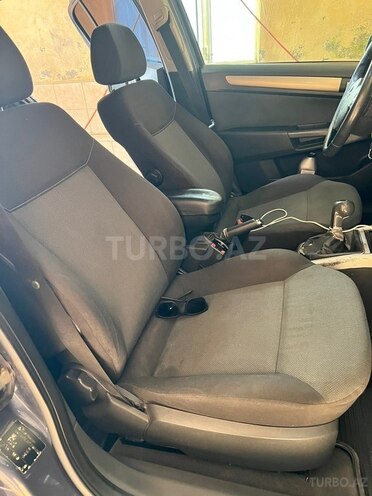Opel Astra-12