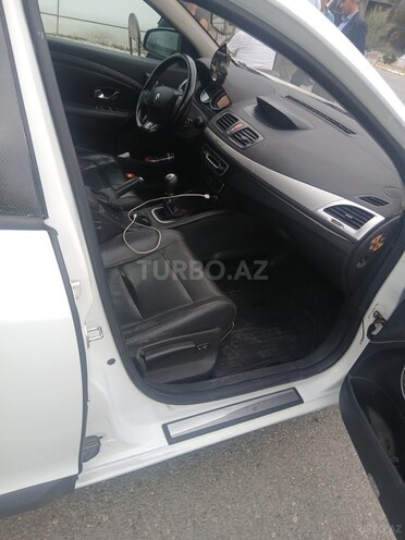 Renault Megane-7