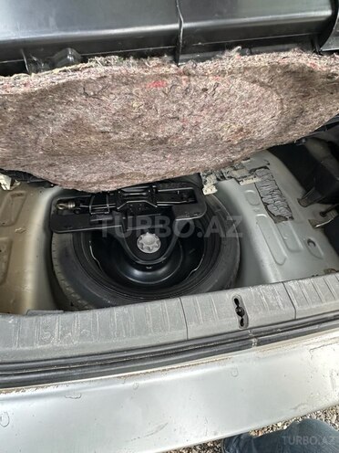 Toyota Prius-7