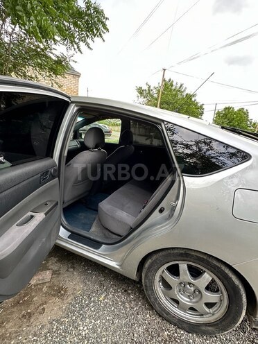 Toyota Prius-9