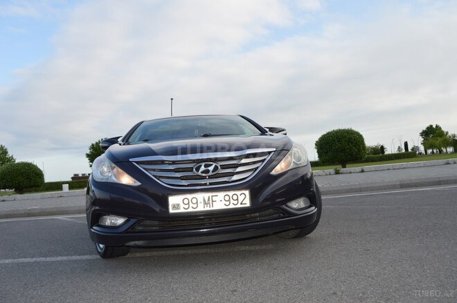 Hyundai Sonata-4