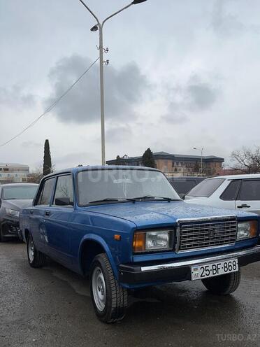 LADA (VAZ) 2107-1