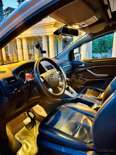 Ford Kuga-6