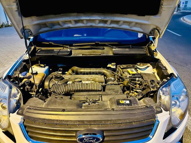 Ford Kuga-10