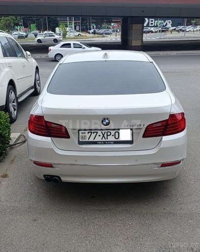 BMW 528-9