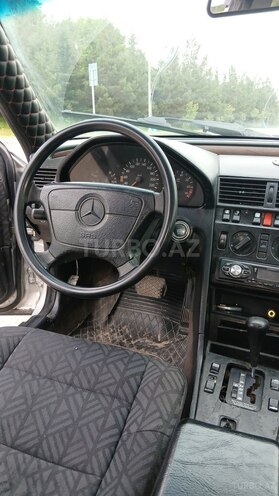 Mercedes C 200-6