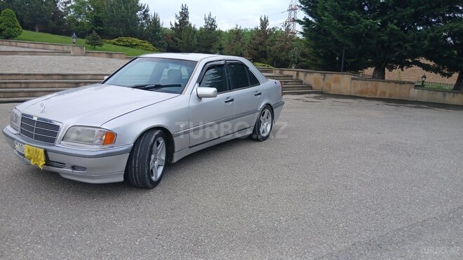 Mercedes C 200-3