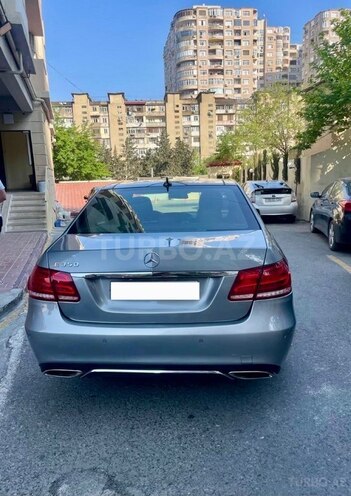 Mercedes E 350 4MATIC-2