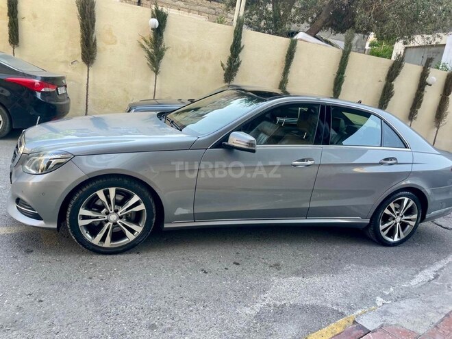 Mercedes E 350 4MATIC-7