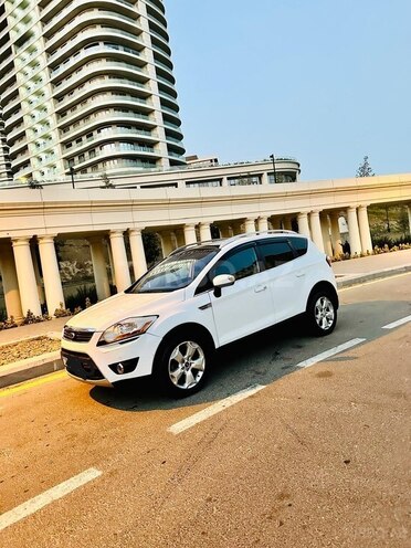 Ford Kuga-13