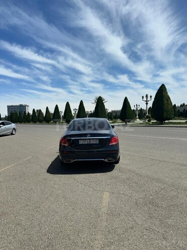 Mercedes E 300-6