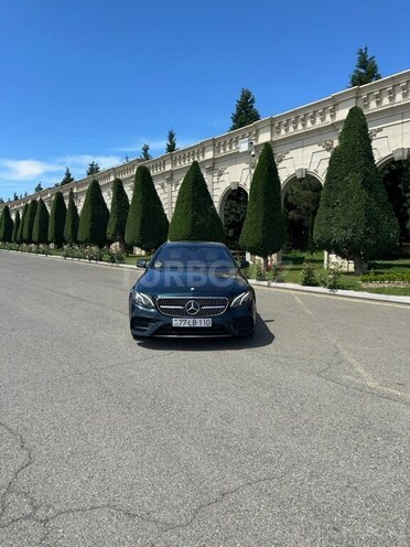 Mercedes E 300-2