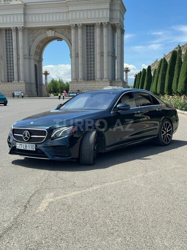 Mercedes E 300-4