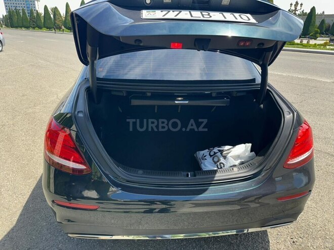 Mercedes E 300-7