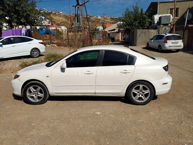 Mazda 3-3
