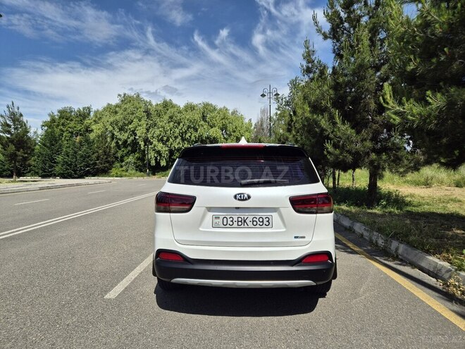 Kia Sorento-2