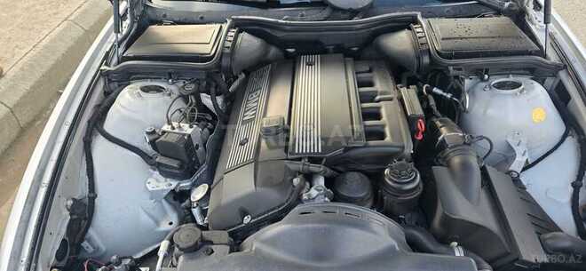 BMW 520-11