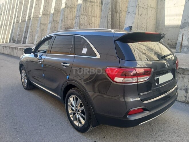 Kia Sorento-3