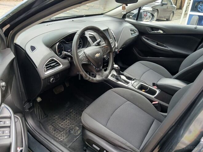 Chevrolet Cruze-8