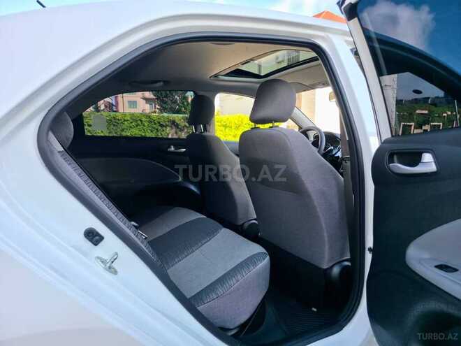 Kia Pegas-11