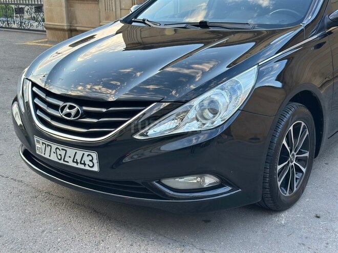 Hyundai Sonata-4