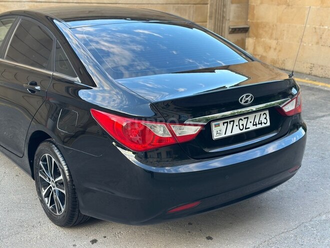 Hyundai Sonata-10