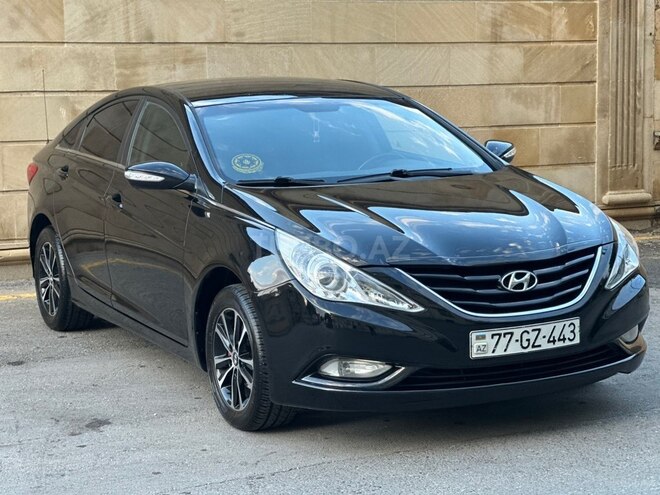 Hyundai Sonata-2