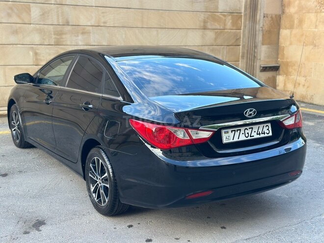 Hyundai Sonata-7