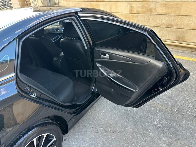 Hyundai Sonata-18