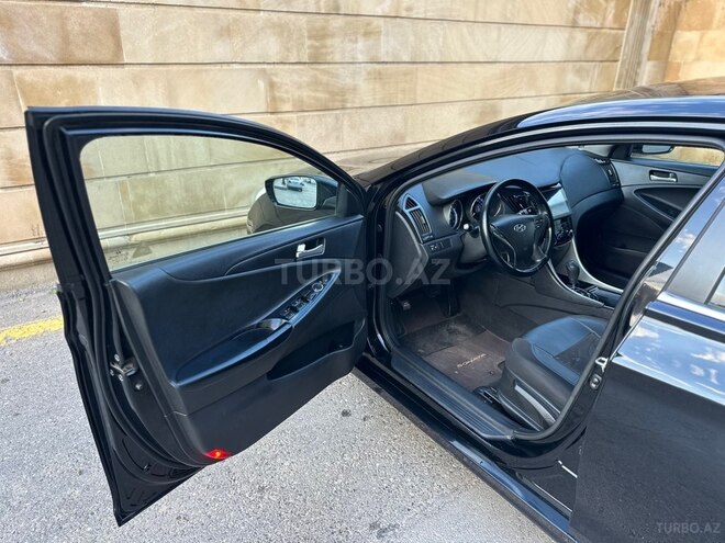 Hyundai Sonata-19
