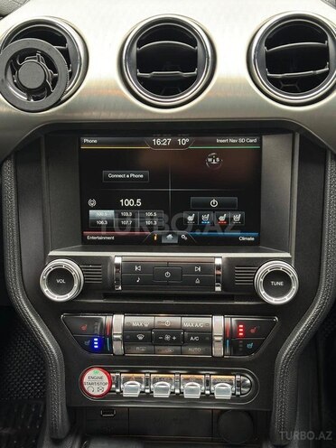 Ford Mustang-13