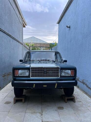 LADA (VAZ) 2107-1