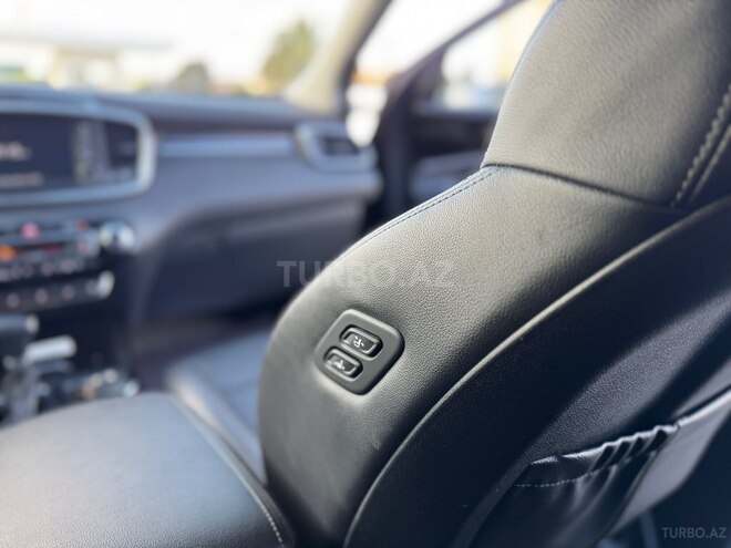 Kia Sorento-18
